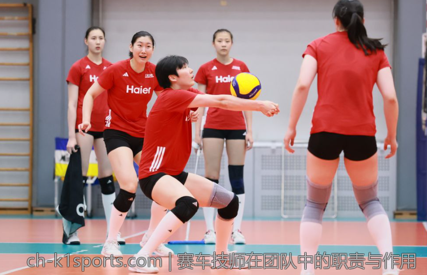 赛车技师在团队中的职责与作用